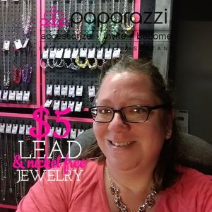 Meet your Posher, Jennifer